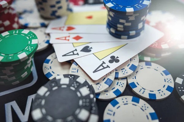 togel178 alternatif platform interface showing football betting, live casino, and slot games
